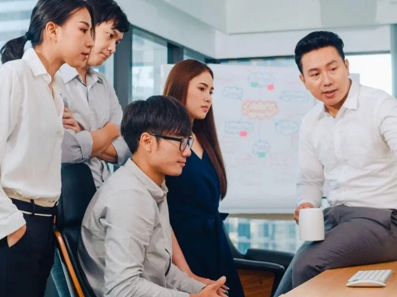 Hình ảnh cảnh báo tác hại của cờ bạc